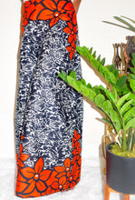Load image into Gallery viewer, Midnight Bloom Palazzo Pant
